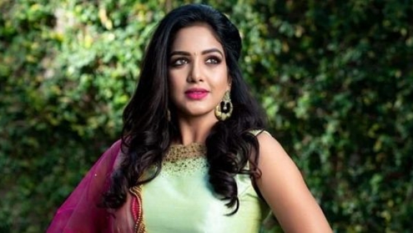 பிக்பாஸ் புகழ் பாவனி 