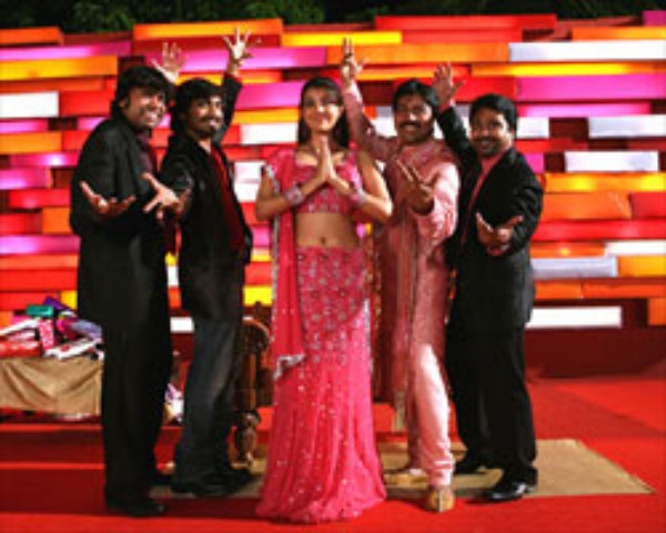 கோடான கோடி சரோஜா ரசிகர்கள்