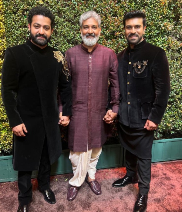 ராஜமௌலி இயக்கிய ஆர்.ஆர்.ஆர் 