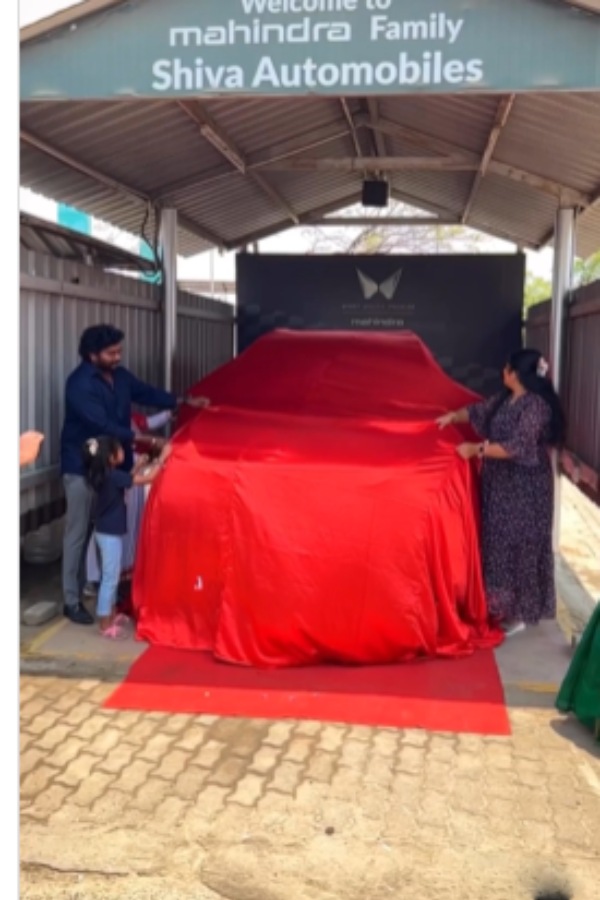  சொகுசு கார் வாங்கிய TSK