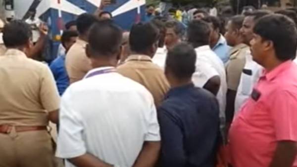 எப்போ ரிலீஸ் எப்போ ரிலீஸ்