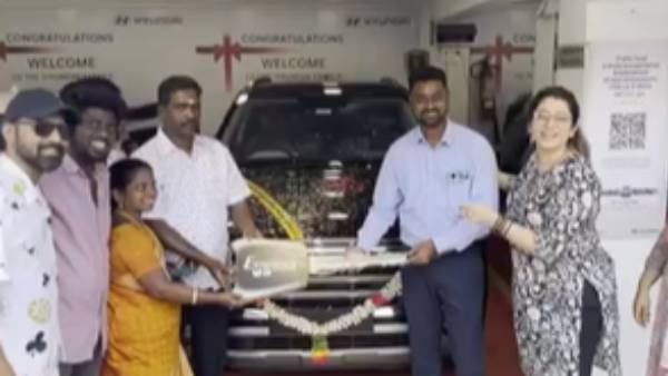 ஆரத்தி எடுத்த பிரியங்கா