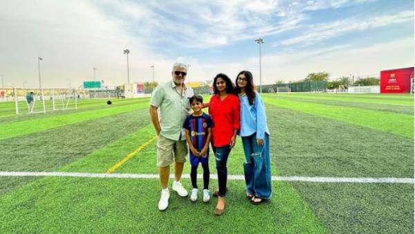 மகன் மற்றும் மனைவியுடன்