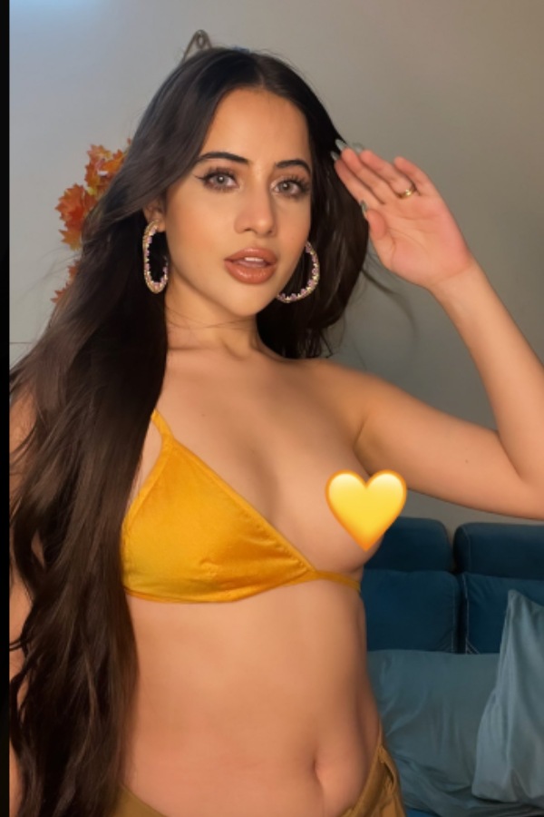 ஒரு பக்கத்தை மறைத்து 