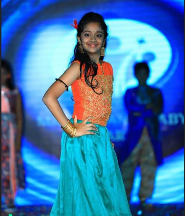 மணிரத்னம் படத்தில் நடித்த ரக்ஷனா மணிரத்னம் படத்தில் நடித்த ரக்ஷனா