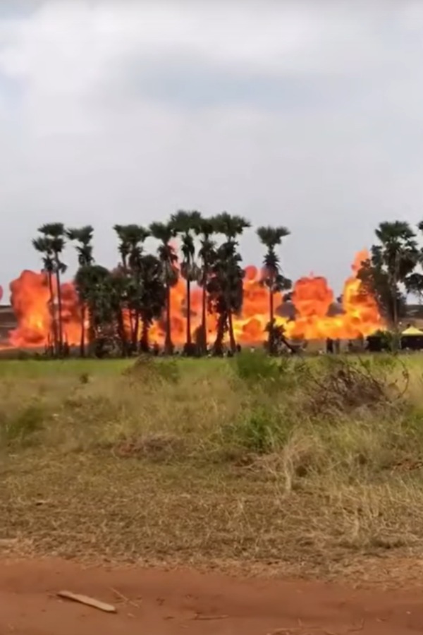 டென்ஷனான தனுஷ்