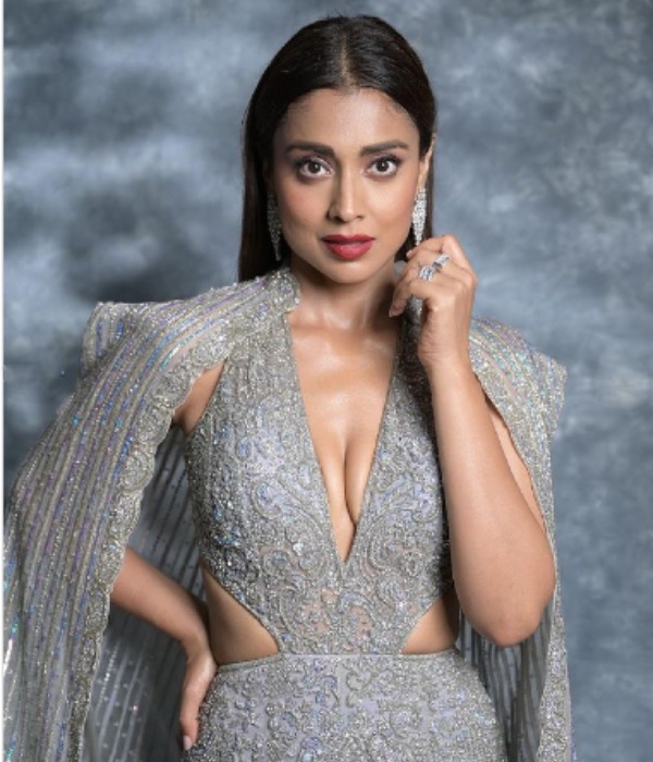 கப்ஜா படத்தில் ஸ்ரேயா 