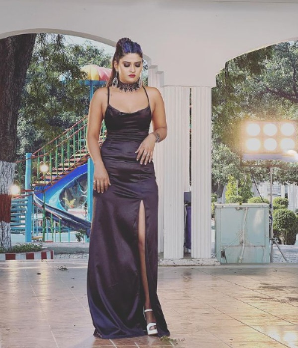 ஆகான்ஷா துபே ஆகான்ஷா துபே