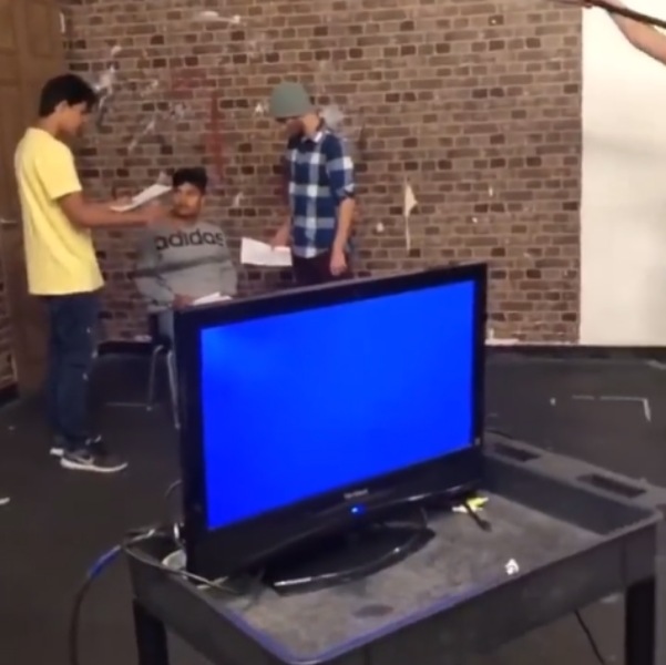 இயக்கத்தில் ஆர்வம் செலுத்தும் சஞ்சய் இயக்கத்தில் ஆர்வம் செலுத்தும் சஞ்சய்