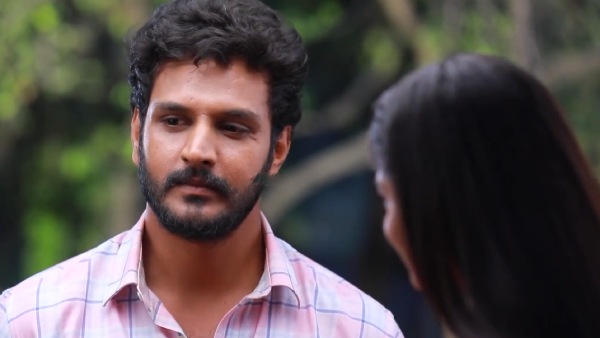 கண்கலங்கிய பாரதி 