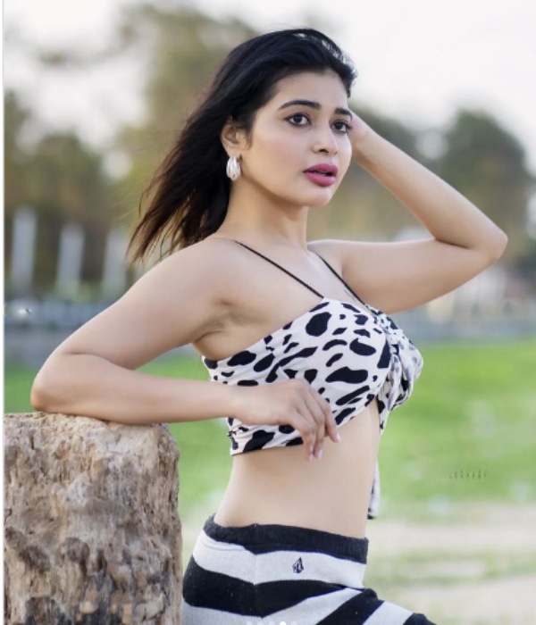 இணையத்தில் ஆக்டிவாக 