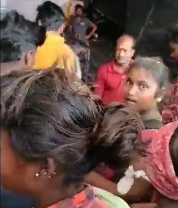 தியேட்டரில் தீண்டாமை 