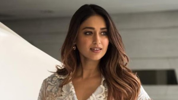  கோலிவுட்டில் நடிக்க தடை?