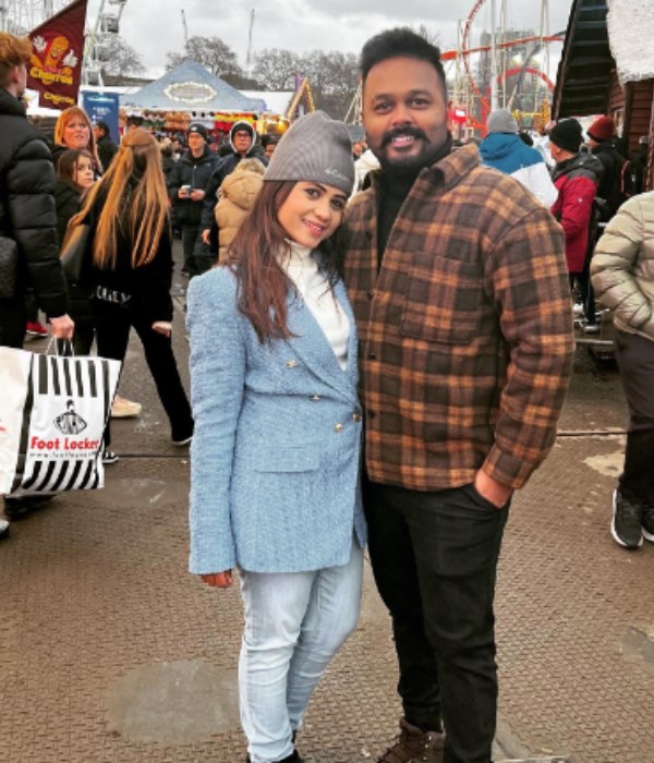 நிகழ்ச்சியிலிருந்து விலகினார்