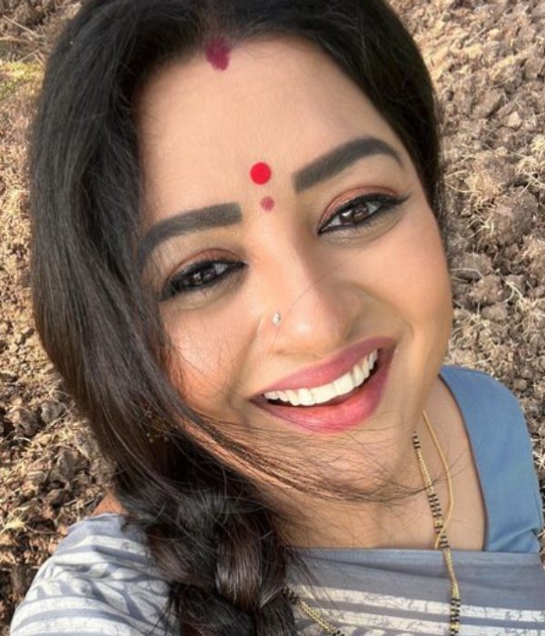 நடிகை ஷனூர் சனம் பேகம்