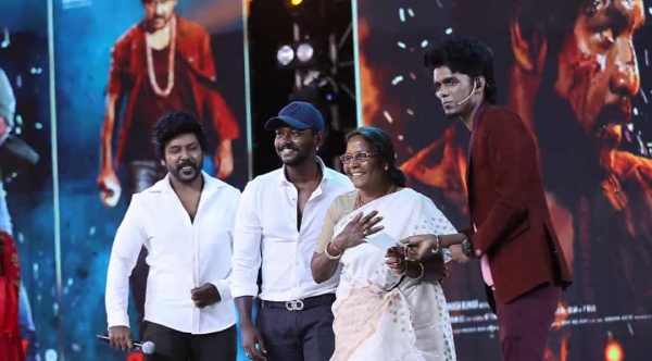 Raghava Lawrence donates 10 Lakhs to KPY Bala for a super reason 