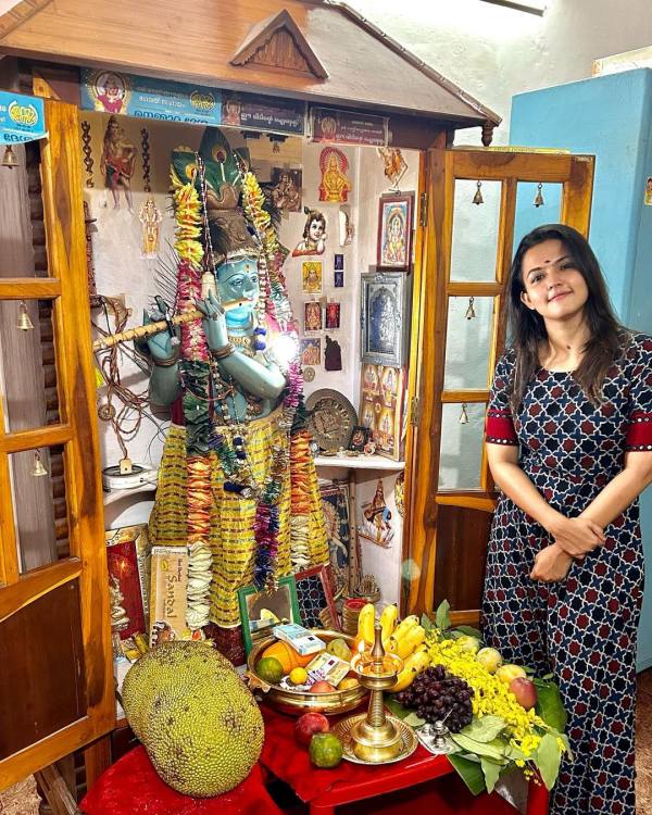 Aparna Das celebrates Vishu and shares bursting crackers video Aparna Das celebrates Vishu and shares bursting crackers video