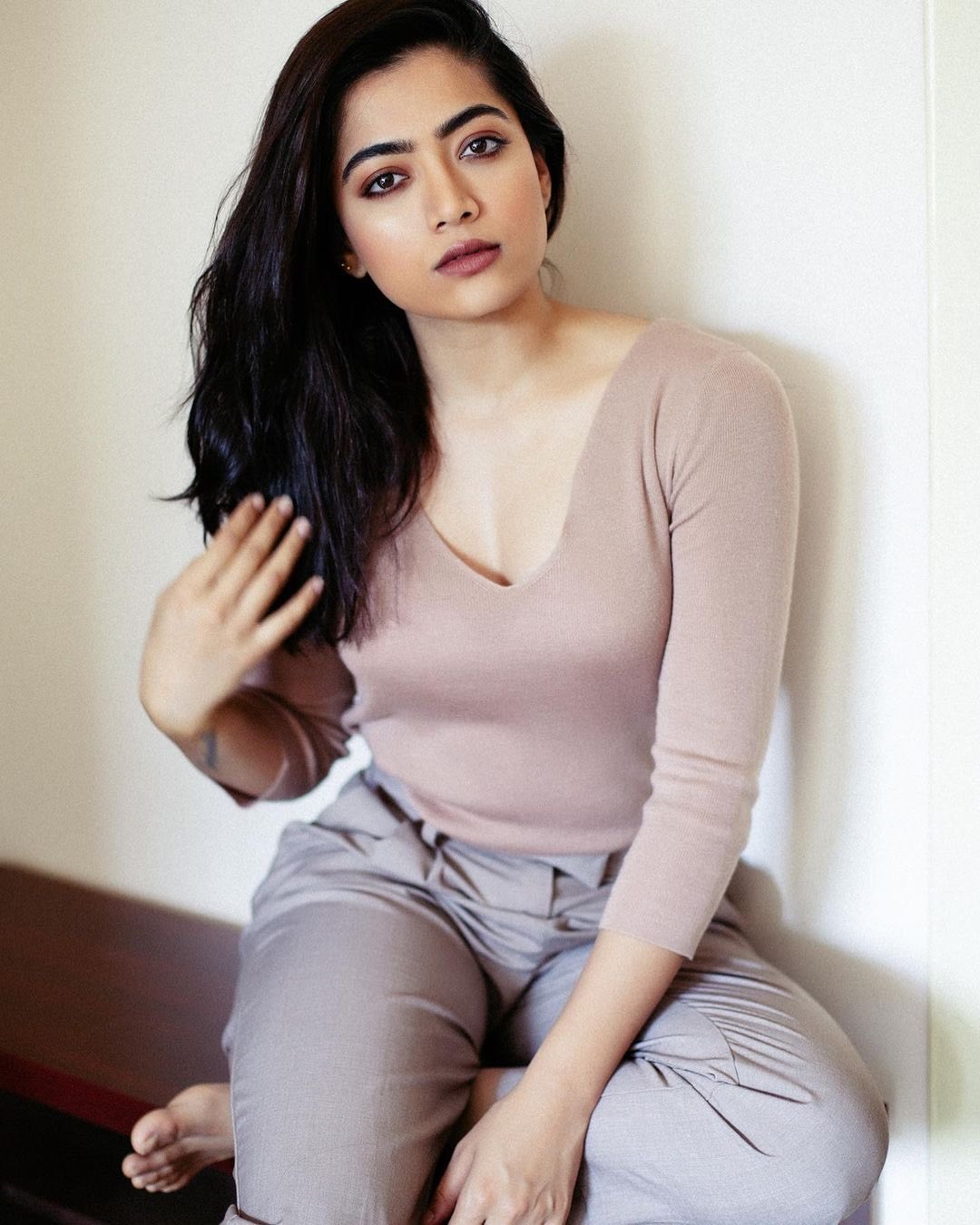 4 கோடி சம்பளம் 