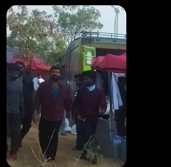 Director Bala tortures Arun Vijay on the set of Vanangaan Director Bala tortures Arun Vijay on the set of Vanangaan