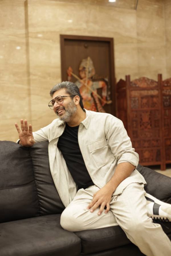 Actor Jayam Ravis new salt and pepper look trending in Twitter 