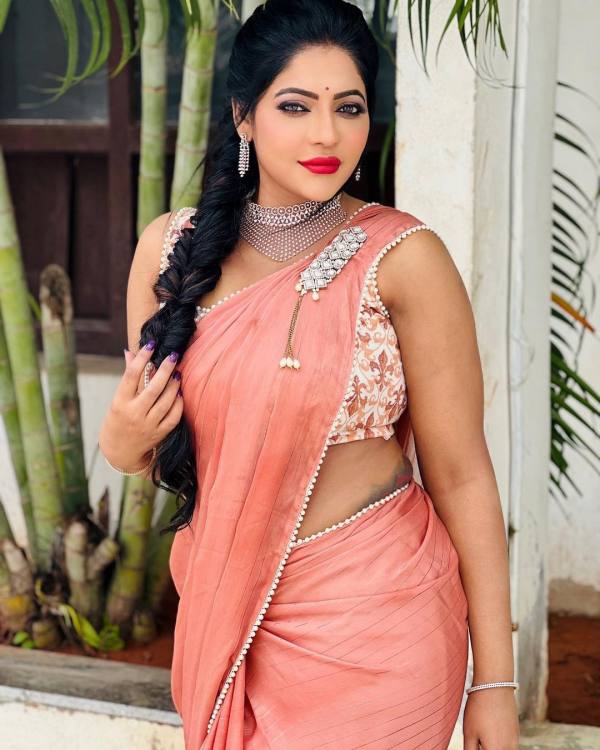 Actress Reshma pasupuleti opens up about her acting and the reactions of directions in her initial stage 