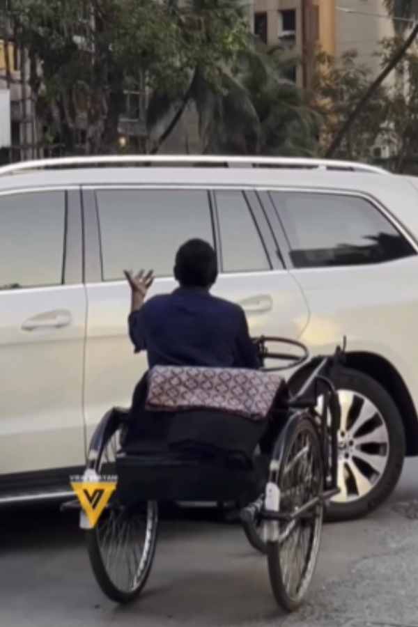 Preity Zinta says she harassed by a wheel chair person and shares video shocks fans and celebs Preity Zinta says she harassed by a wheel chair person and shares video shocks fans and celebs