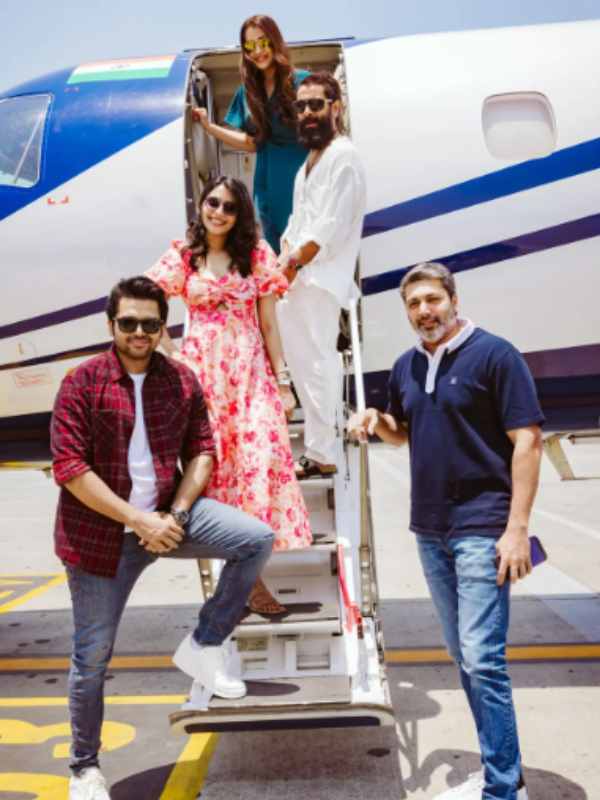 Ponniyin selvan 2 team starts their Promotional tour to Coimbatore 