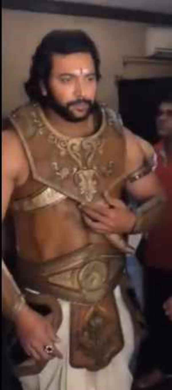 Jayam Ravi is ready to be Ponniyin Selvan 26-04-2023