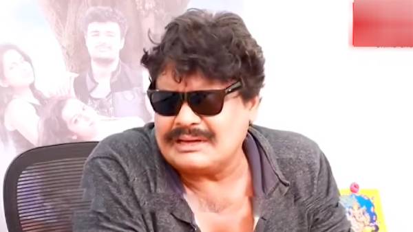 இயக்குநரை பாராட்டிய நடிகர் மன்சூர் அலிகான் 