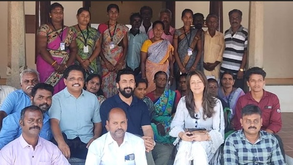  பொதுமக்கள் காத்திருப்பு