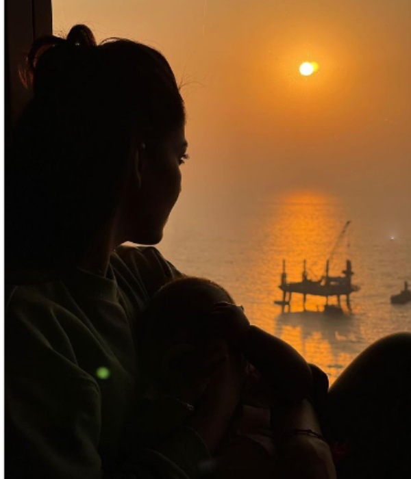 குழந்தைகளின் பெயர்களை வெளியிட்ட விக்னேஷ் சிவன் குழந்தைகளின் பெயர்களை வெளியிட்ட விக்னேஷ் சிவன்