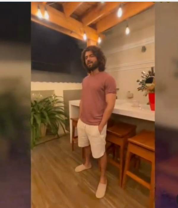 Rashmika mandanna reply about the rumours that she is dating with vijay devarakonda 