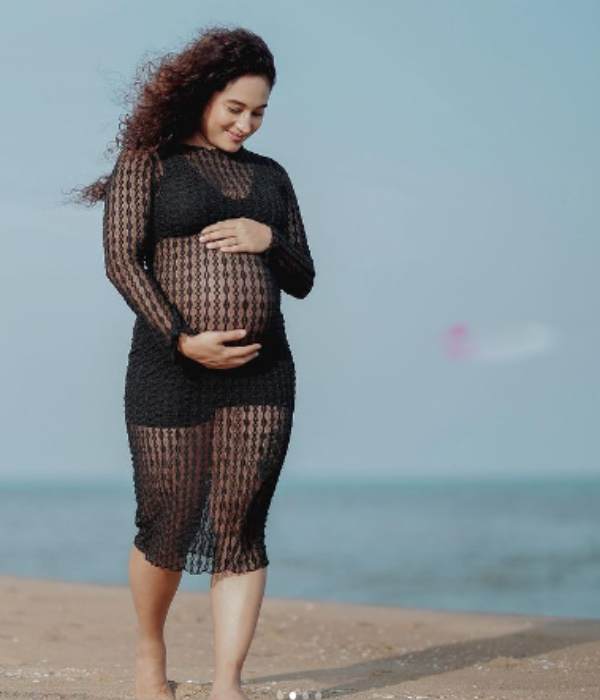Actress Pooja Ramachandran shared baby bumps photos