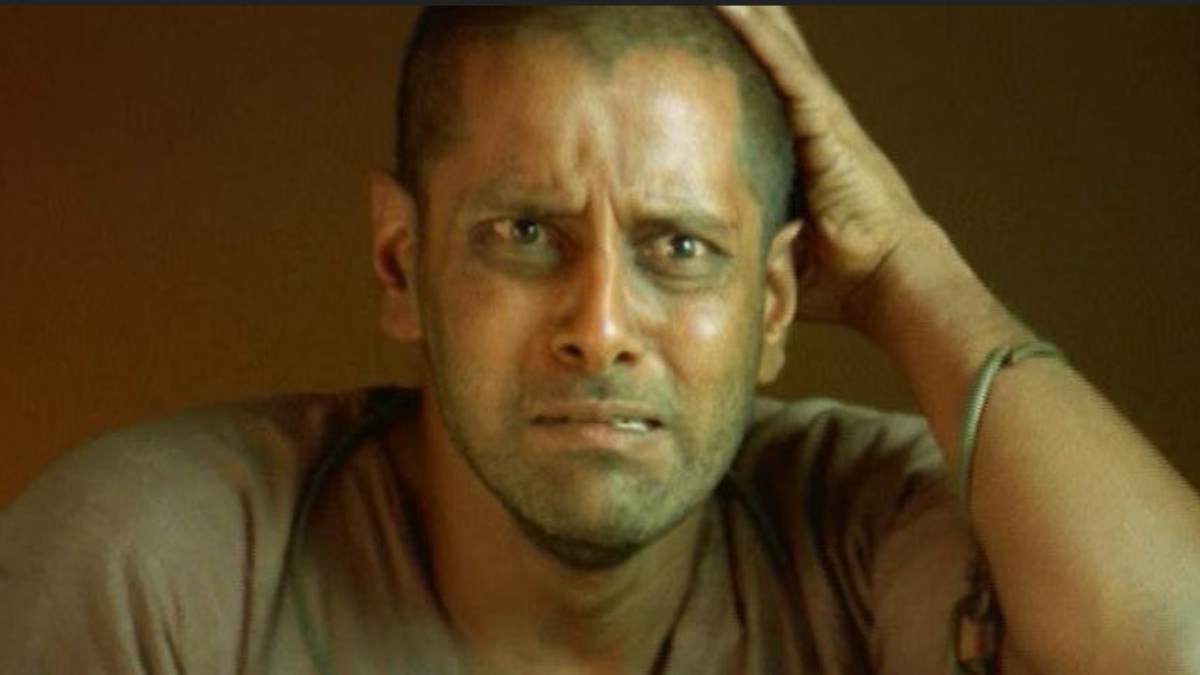  Vikram: Vignesh was to act before Vikram in Sethu film. 