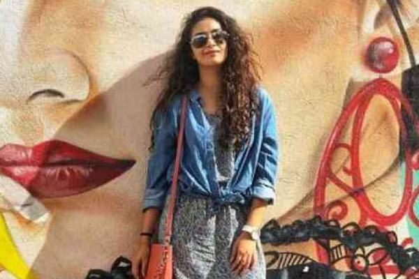 சில்க் பயோபிக்கா 