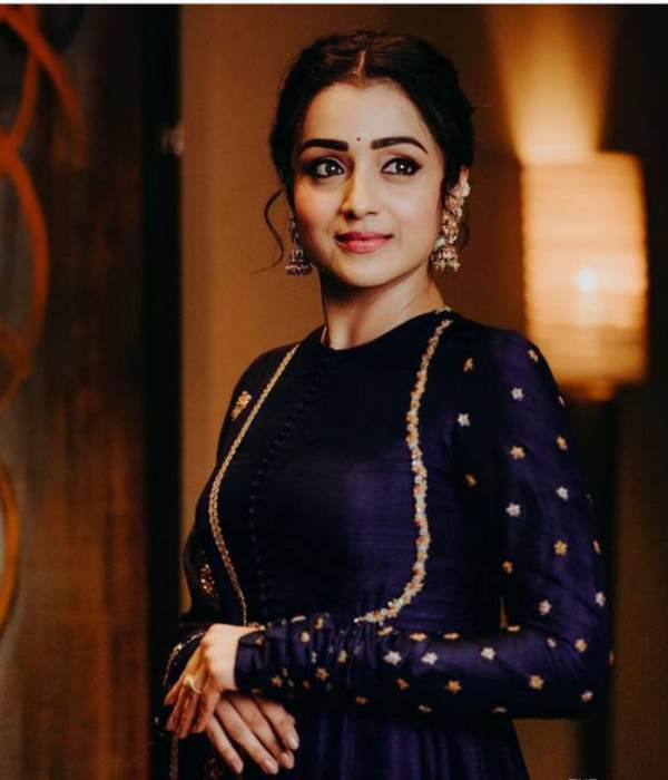 Trisha is a first choice to act in Kaathuvaakula Rendu Kaadhal 