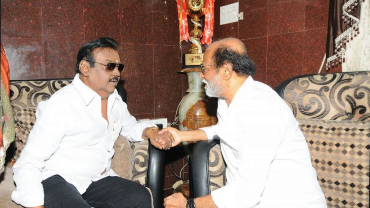  Rajinikanth admits that Vijayakanth starrer Chinna Gounder beat Mannan film 
