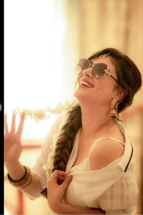 Thulluvadho Ilamai Actress Sherin Shringar to Get Married Soon 