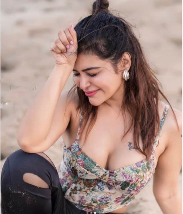 Dharsha Gupta opens up about her ex boy friend still tries to rejoin with her 