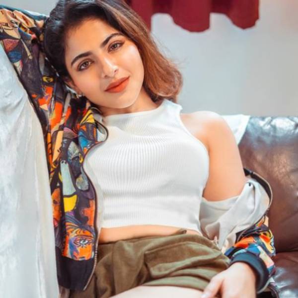 வாய்ப்பு கொடுத்த டோலிவுட்