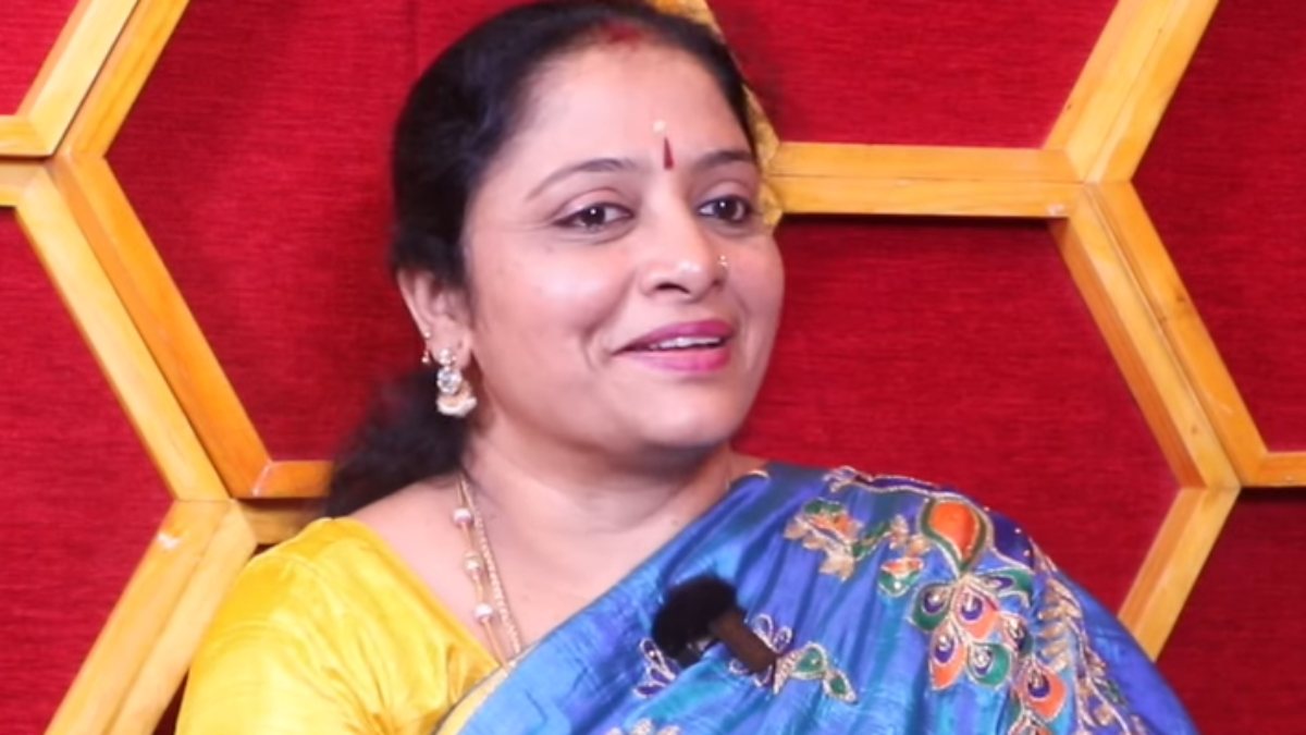 Neeya Naana show participated Nandri solla unaku song Fame Singer Amrutaa 