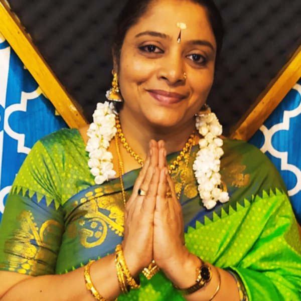 Neeya Naana show participated Nandri solla unaku song Fame Singer Amrutaa 