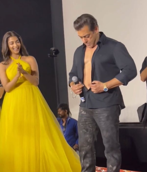 Actor Salman Khan took off his shirt on stage in front of Pooja Hegde Actor Salman Khan took off his shirt on stage in front of Pooja Hegde