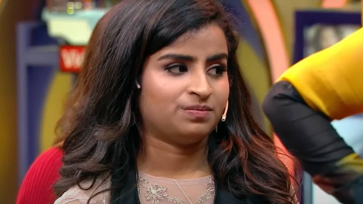 Actress Sivaangi cried in Cook with comali season 4 show for this reason 