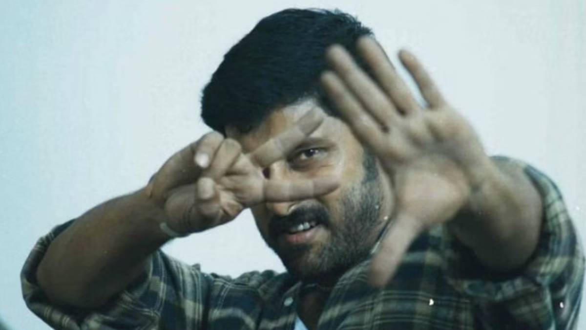  Ajith was originally slated to star in Vikram starrer Gemini film 