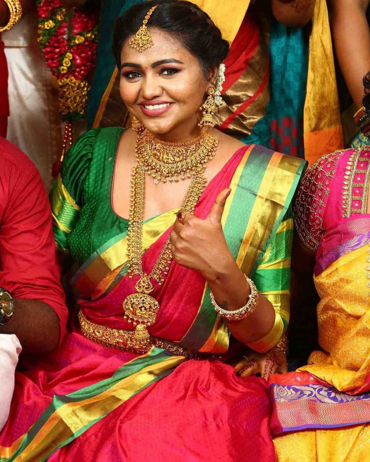 Did Shalu Shammu getting engaged secretly? 