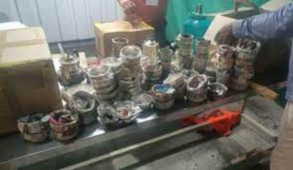 Boney Kapoor: Silver items have been seized from Boney Kapoors car Boney Kapoor: Silver items have been seized from Boney Kapoors car