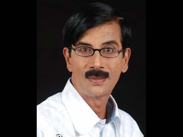 When Manobala hits Sivakarthikeyan on stage? a memorable throwback video