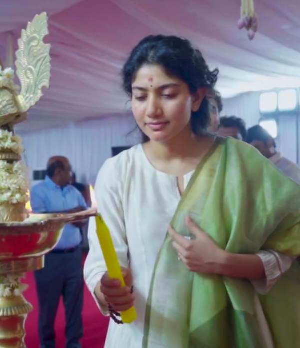 Sai Pallavi receives huge salary for Sivakarthikeyans SK21 