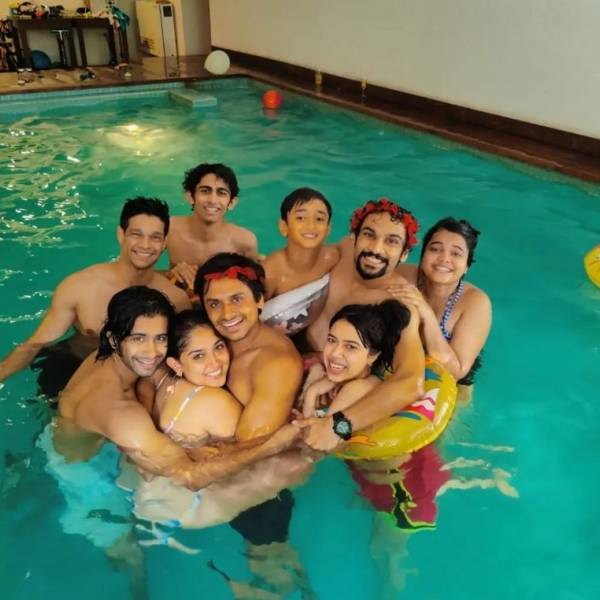 Bollywood actor Amir khans daughter Ira khan celebrates her 25th birthday with her boyfriend 